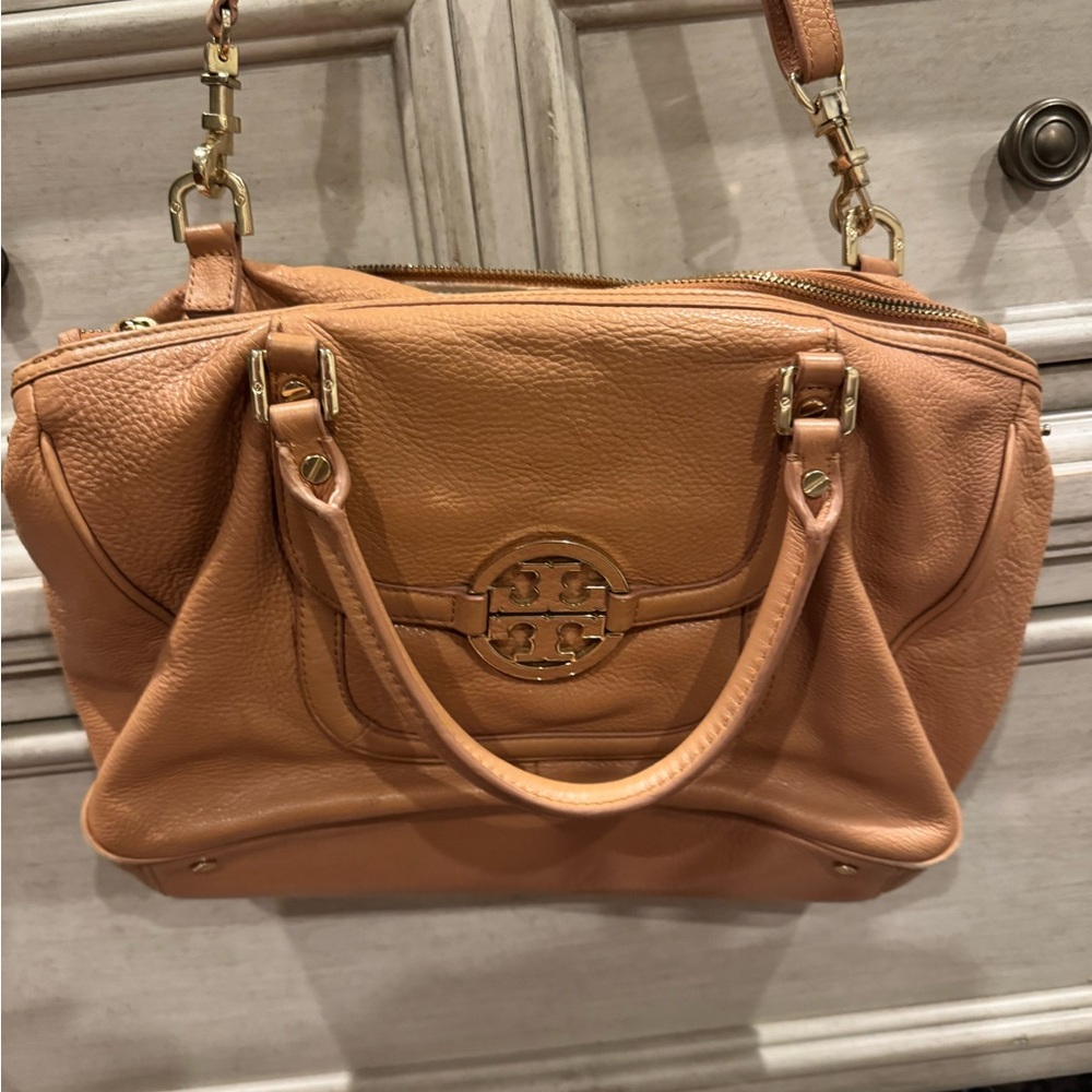 Tory Burch Camel Leather buttery soft bag - Picture 3 of 6